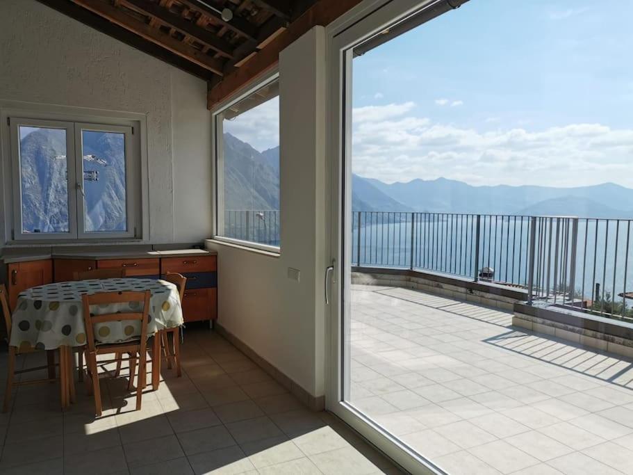 Patricia'S Apartment Riva di Solto Exterior foto